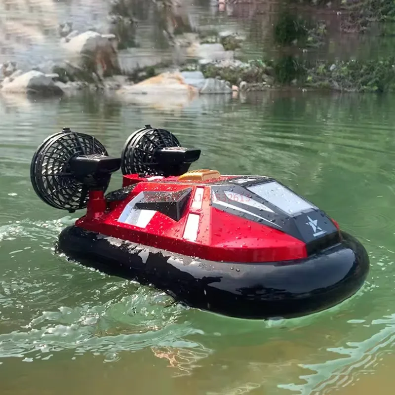 Nowy 2.4g czterokierunkowa amfibia symulacja poduszka powietrzna łódź szybka szybka łódź pilot wodny interaktywny prezent dla dzieci
