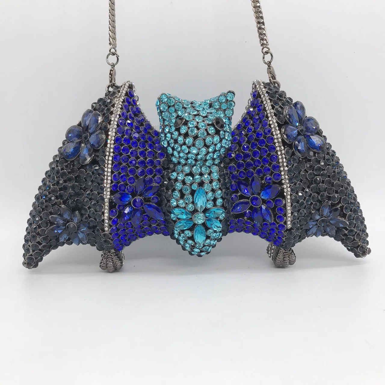 Neue Tiermotiv-Fledermaus-Diamant-Abendtasche, Ausgehöhlte Metall-Strass-Tasche, Fledermaus-Tasche – Detail 6