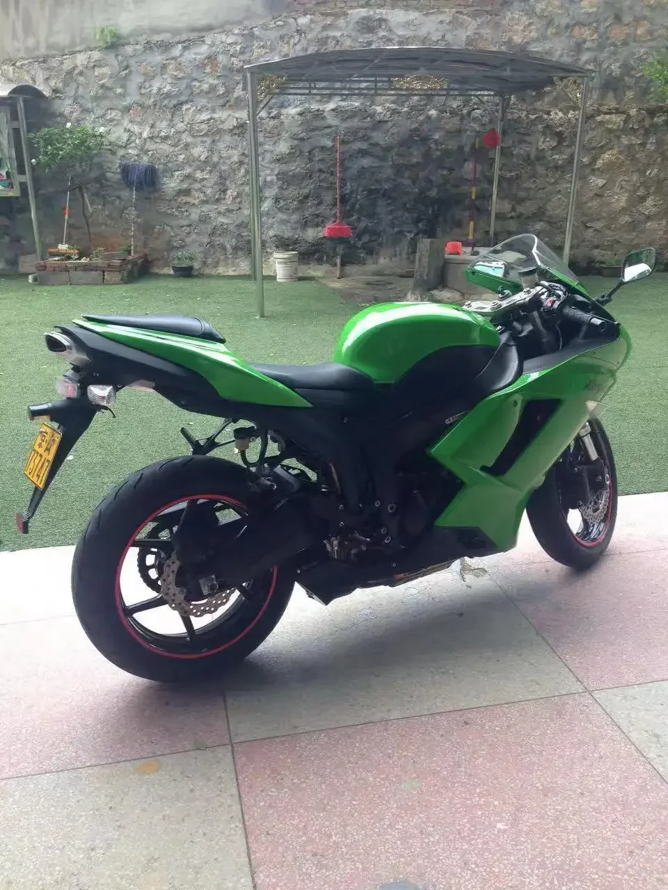 For Kawasaki ZX-6R motorcycle can be adjusted to automatically shrink the cornet plate frame tailored to the Kawasaki ZX-6R