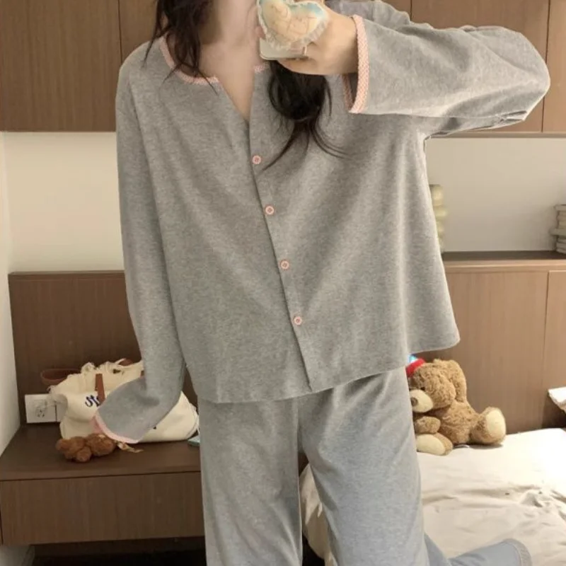 طقم أثاث منزلي للربيع والخريف للنساء بجودة عالية، لون خالص، فضفاض، كم طويل، طقم سراويل طويلة طراز جديد