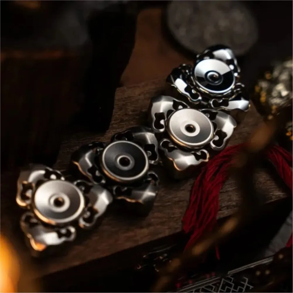 Geek EDC XIANYUN Fidgeting Spinners Metal Fidget Toy For Adults Anxiety Relief Gadgets Three-Bladed Fidget Spinner