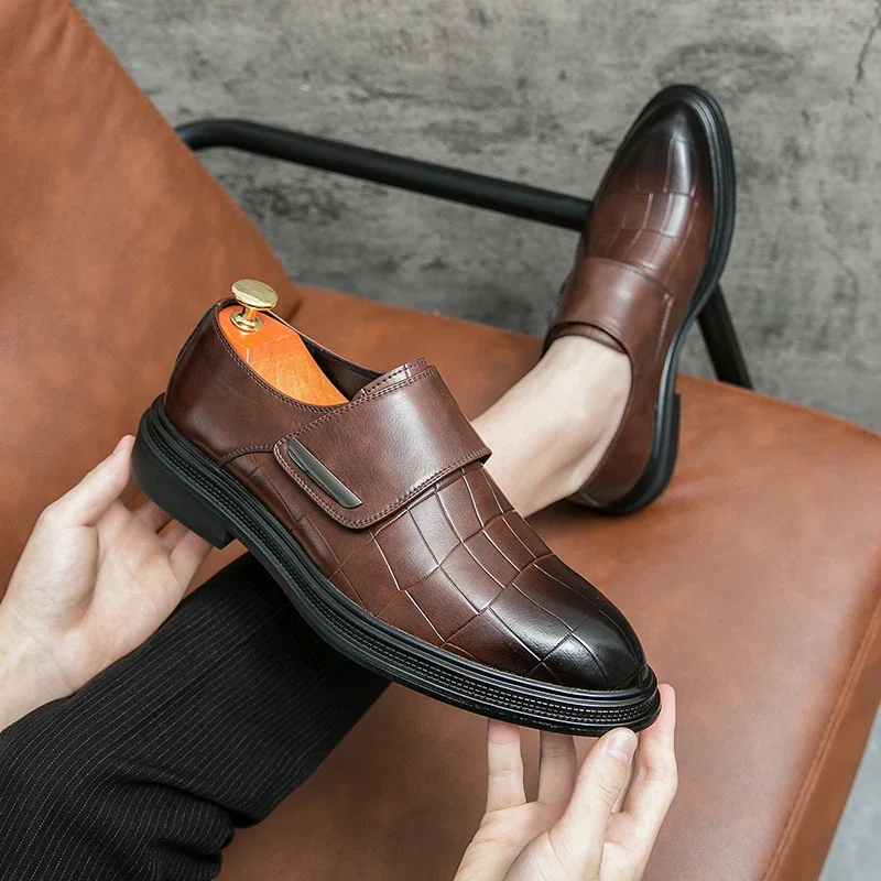New Brown Loafers Buckle Strap Round Toe Shoes for Men Wedding Black Pu Men Dress Shoes Size 38-46