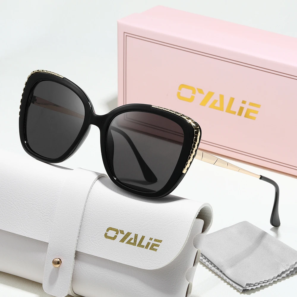 نظارات شمسية Oyalie الفاخرة ذات الإطار الكبير، تصادم أزياء قديم وأنيق، دمج العناصر الكلاسيكية وتصميم كبير الإطار، فاخرة متوسطة الحجم، إنها اختيارًا رائعًا لمتابعة الموضة والجودة للأشخاص. مناسبة للنزهات اليومية والسفر الاجتماعي والمناسبات العصرية والمناسبات الأخرى من الملحقات.