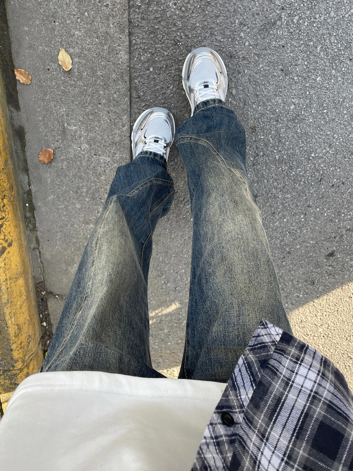 

Blue Men's Straight Leg Jeans Slanted Cut Splice Knife American Retro Flared Pants Cleanfit Trousers Trendy Youth Denim Jeans