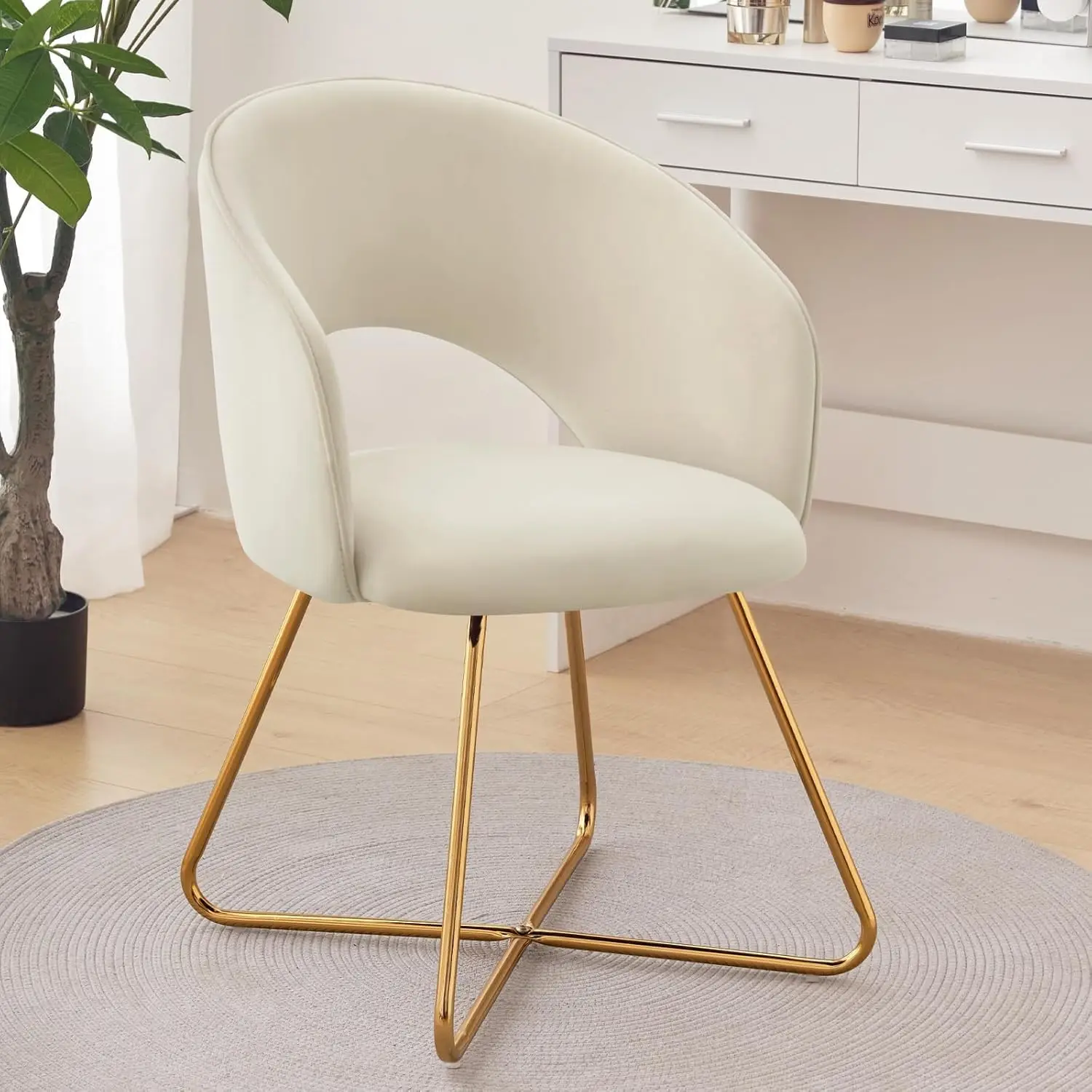 

Mid-Century Modern Velvet Upholstered Chair with Curved Back and Gold Legs