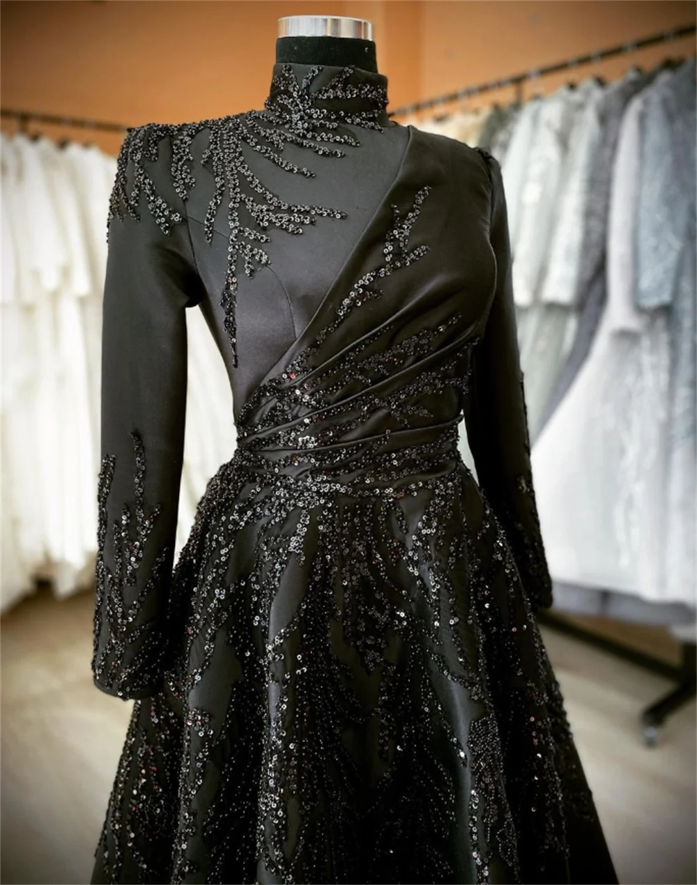 Amanda Modest Black Sequins Customized Fabric Prom Dress Long Sleeves vestidos de fiesta Muslim High Neck فستان حفلات الزفاف