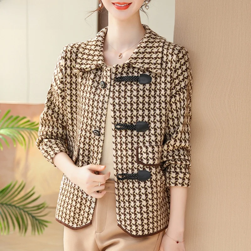 

Spring Faion Knitted Cardigan for Middle-Aged And ly Ladies Plaid Print ort Sve Collar Single Button Closure