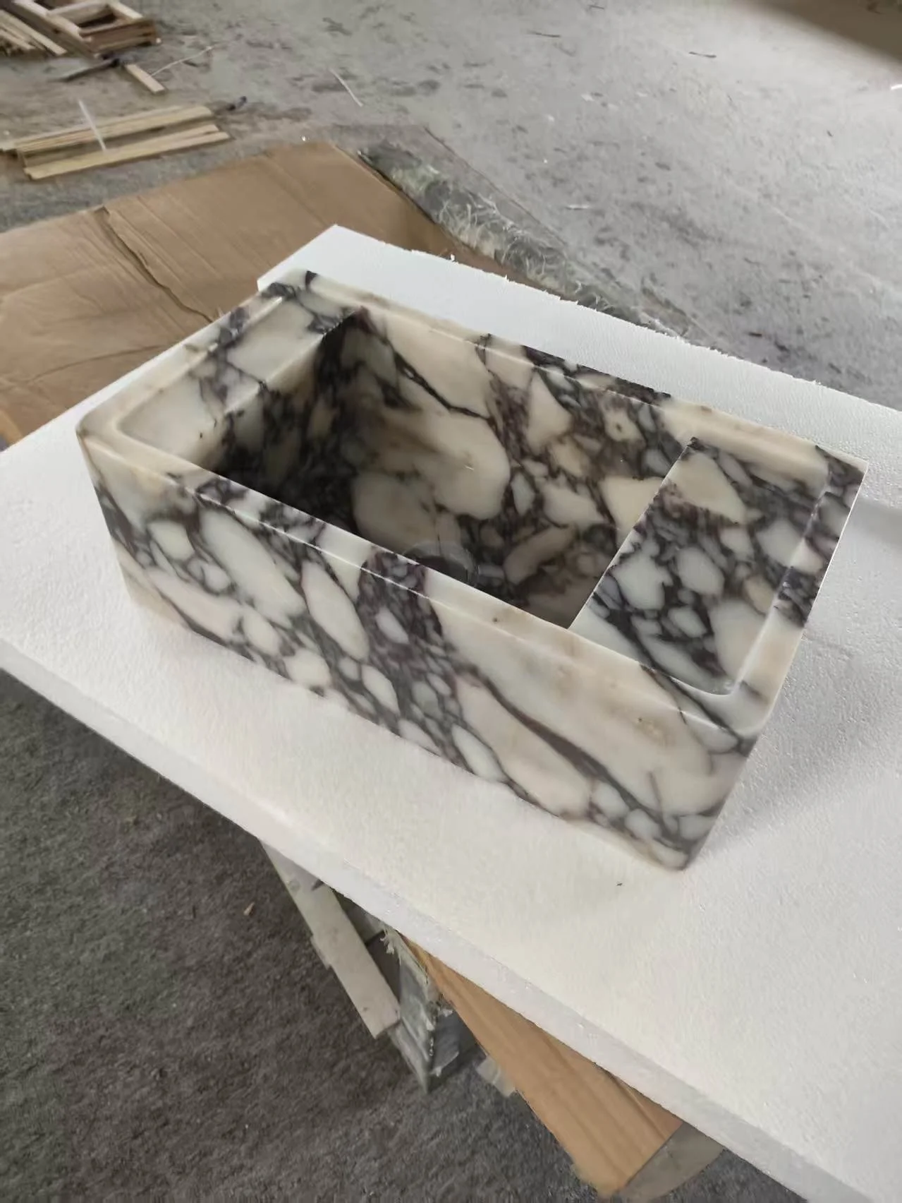 Modern Luxury Lightweight Overall Carved Rectangle Round Edge Bathroom Washstand Sink Caracatta Violet Marble