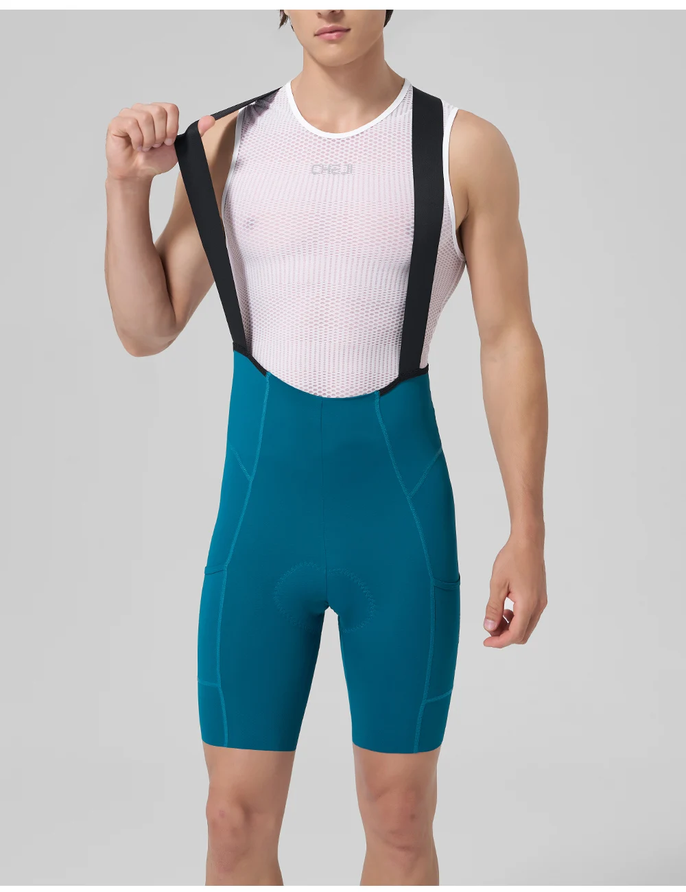 CHEJI Herren Radsport-Trägerhose mit Seitentaschen, nahtlosen, rutschfesten Beinmanschetten, gepolstert für 7 Stunden Fahrt auf Straßen- und MTB-Fahrrädern. – Detail 16