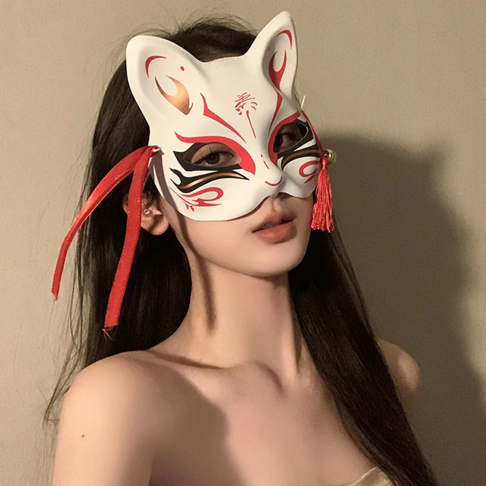

Japanese Half Face Mask Hand-painted Cat Fox Mask Anime Masquerade Halloween Festival Cosplay Role Playing Prop New Year Gifts