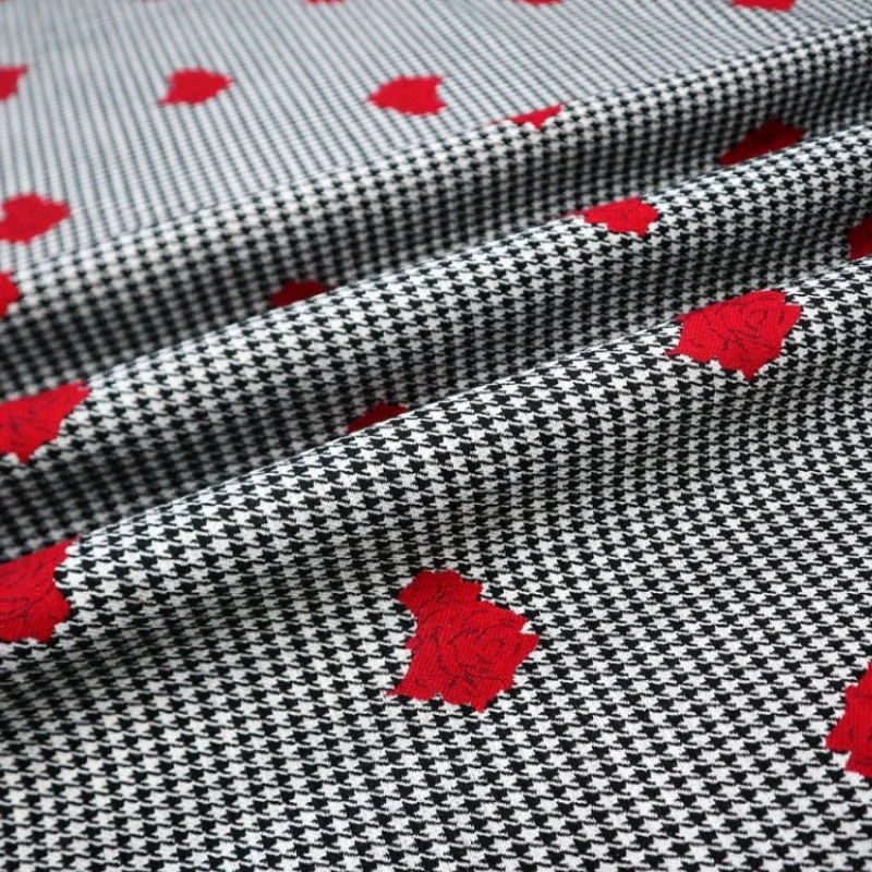 

Шерстяная трикотажная жаккардовая ткань, осенне-зимний пиджак с узором «гусиные лапки», элегантный трехмерный модный тканевый принт с тиснением розы