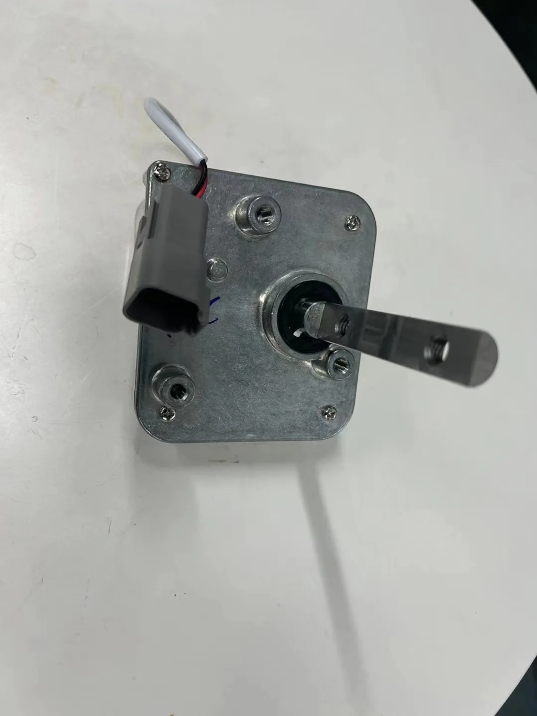 

2025 hot sale Thermo King New 12 Volt Motor Damper Defrost 41-7852 Replacement for Cars and Trucks