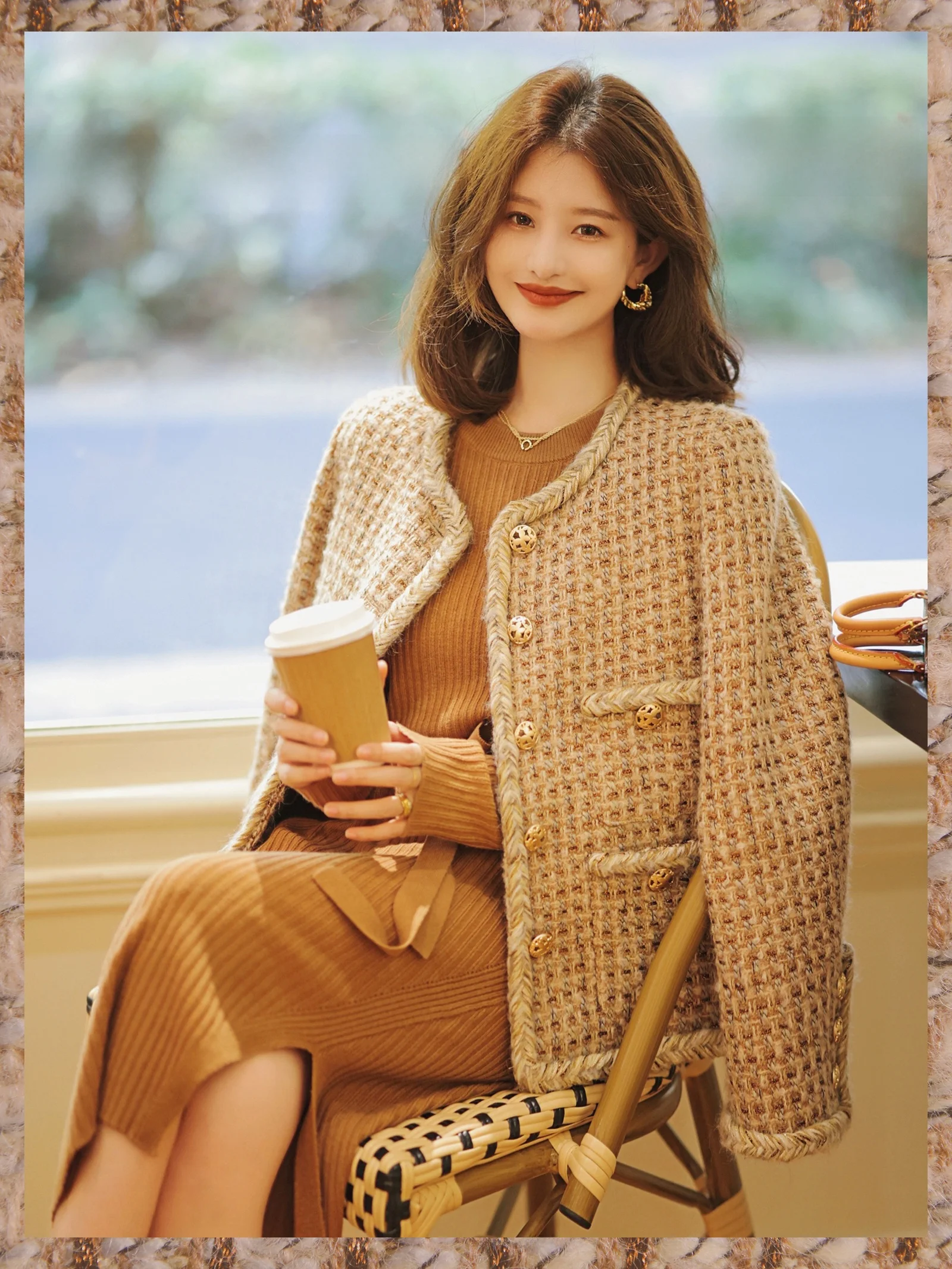 

Loose Fashionable Texture Woolen Coat by Zhao Daxi Long Sleeve round Neck Pure Color Button up Short Outerwear for Women
