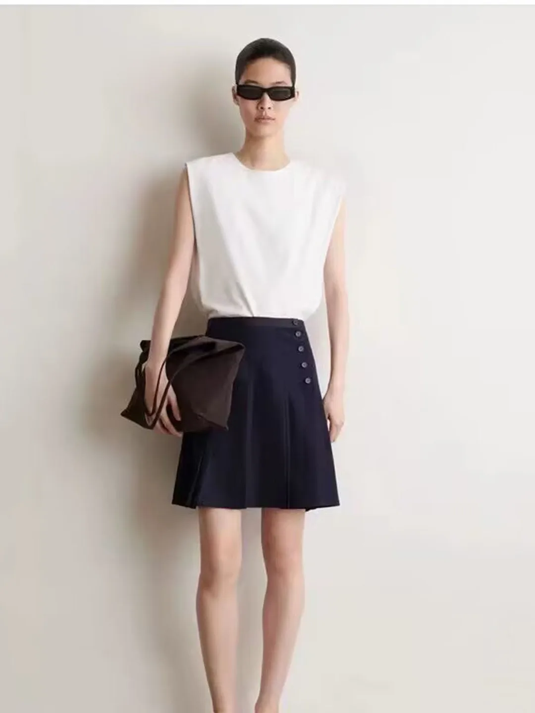 Summer New Simple Pure Color Commuter Casual Button Decorated A-Line  Skirt Pleated Half-length Skirts Women's Fashion