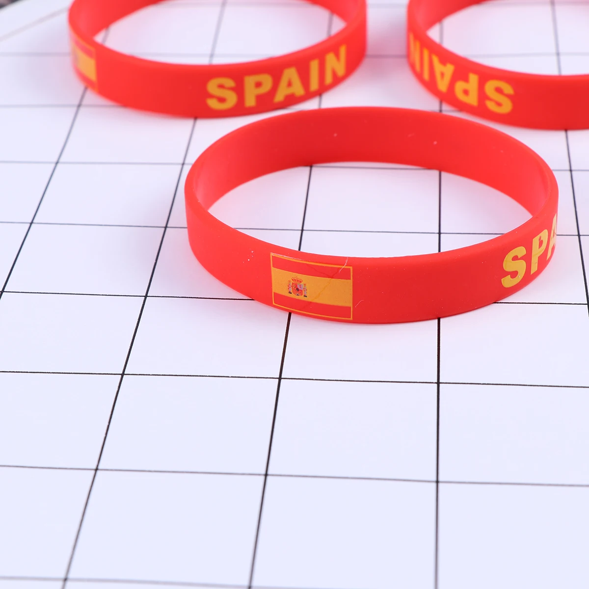 

6 pcs Silicone Wristband Durable Comfortable One Size Sports Football Game International Match Country Flag Bracelet For Men