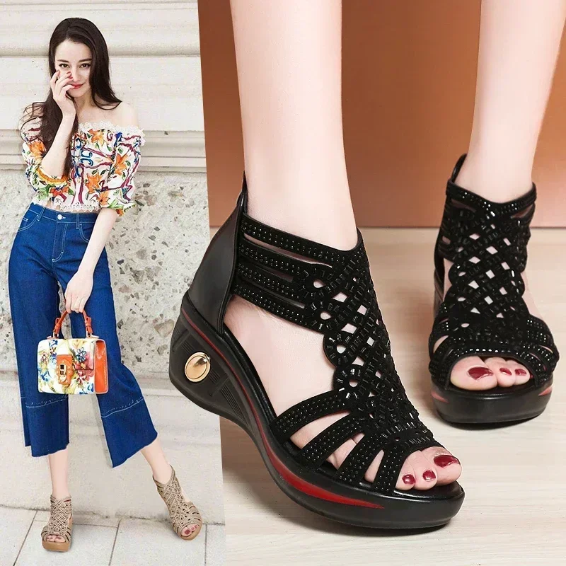 

Women Sandals Luxury Rhinestone Leather Sandals Summer Hollow Out Designer Sandals Fashion Wedge Platform Sandal Sandalias Mujer