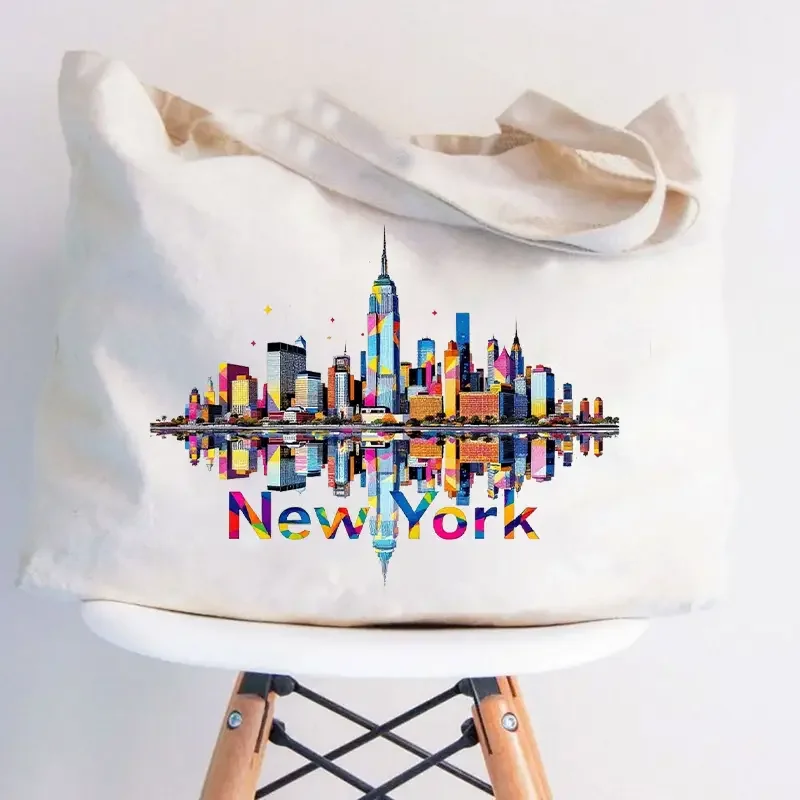 

Watercolor New York Pattern Canvas Tote Bag - Stylish and Durable Shoulder Bag for Everyday Use, Ideal for Trendy Fashionistas