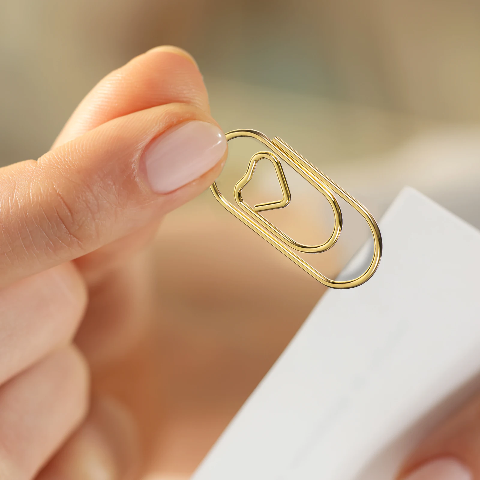 400 قطعة من المشابك المزخرفة على شكل قلب من الورق المعدني لمكتب المدرسة والمنزل وتنظيم القرطاسية ومشابك الموثق #3