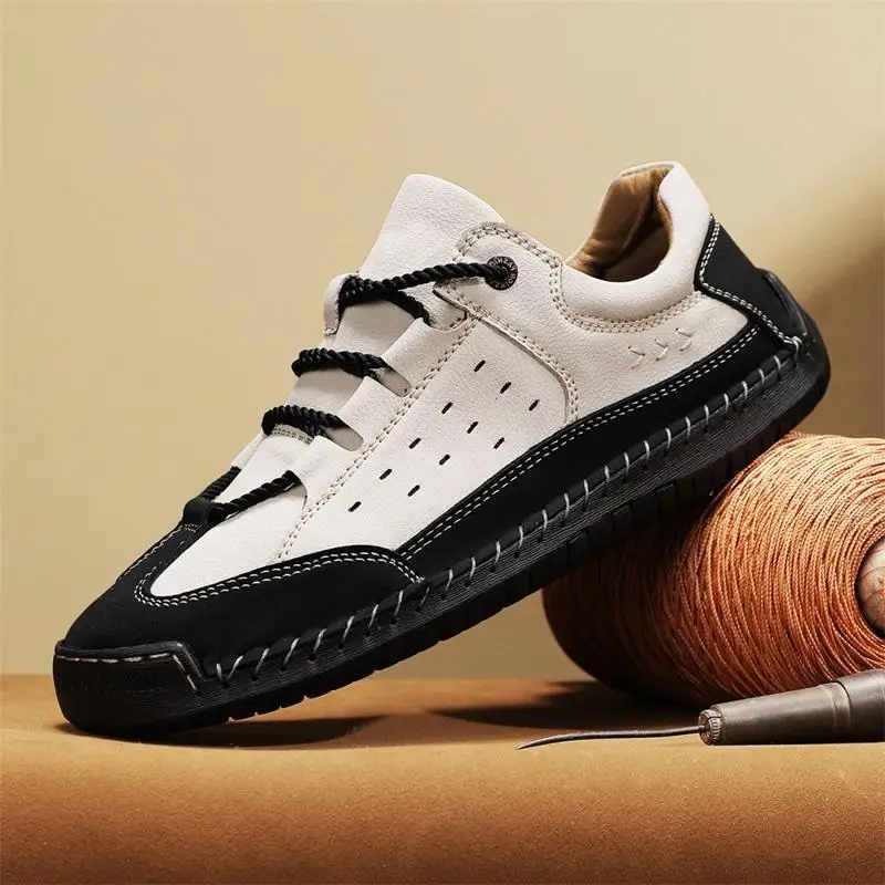 2025 new Summer hollow handstitched men's casual flat leather shoes large size cross-border loafers