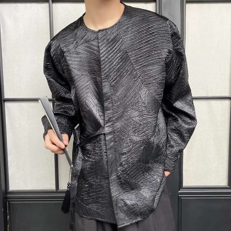 

Весенняя новинка: мужская рубашка в китайском стиле из шелкового бархата с дизайнерским складчатым воротником, круглым вырезом, длинным рукавом, модная повседневная свободная рубашка.