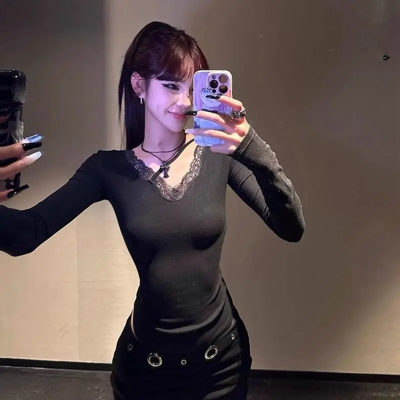 Seeslim Black Sexy Back Hollow Out Women's T-shirt Goth Long Sleeve Slim 2000s Clothes Y2k Tees Female Clothing Autumn Tops Chic