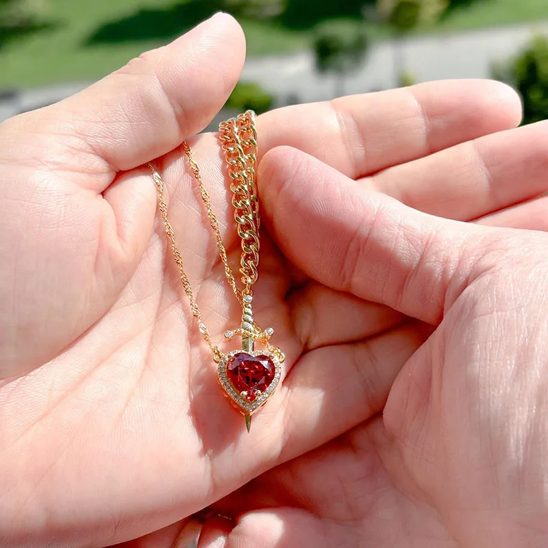 New Heart and Sword Necklace Set Gold Color Stainless Steel Crystal Couple Necklaces for Women Men Boyfriend Girlfriend Gifts