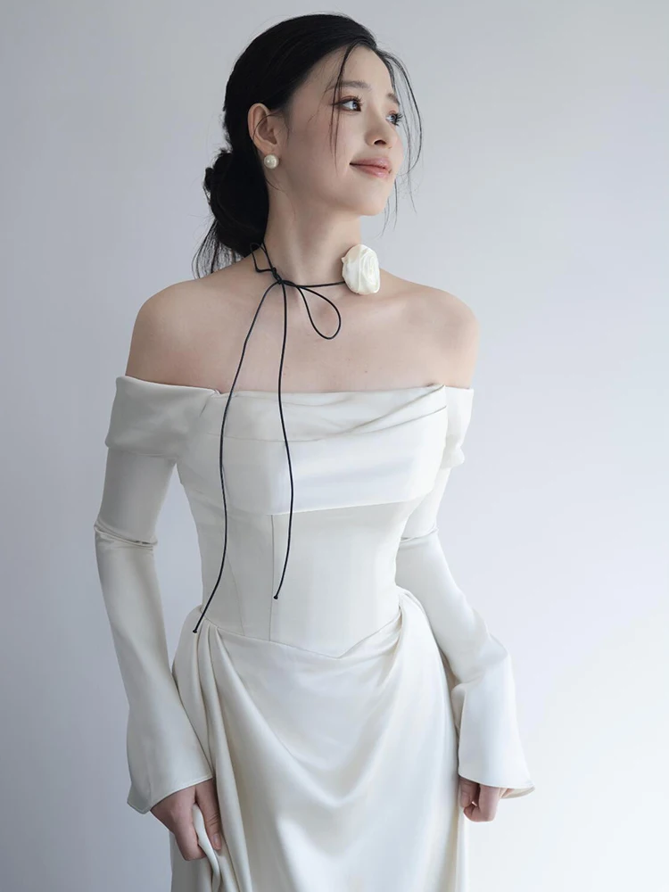 

Satin Fabric One oulder Long Sve Wedding Dr Simple Design Ele Outfit Fi Tail White Gown for Brides