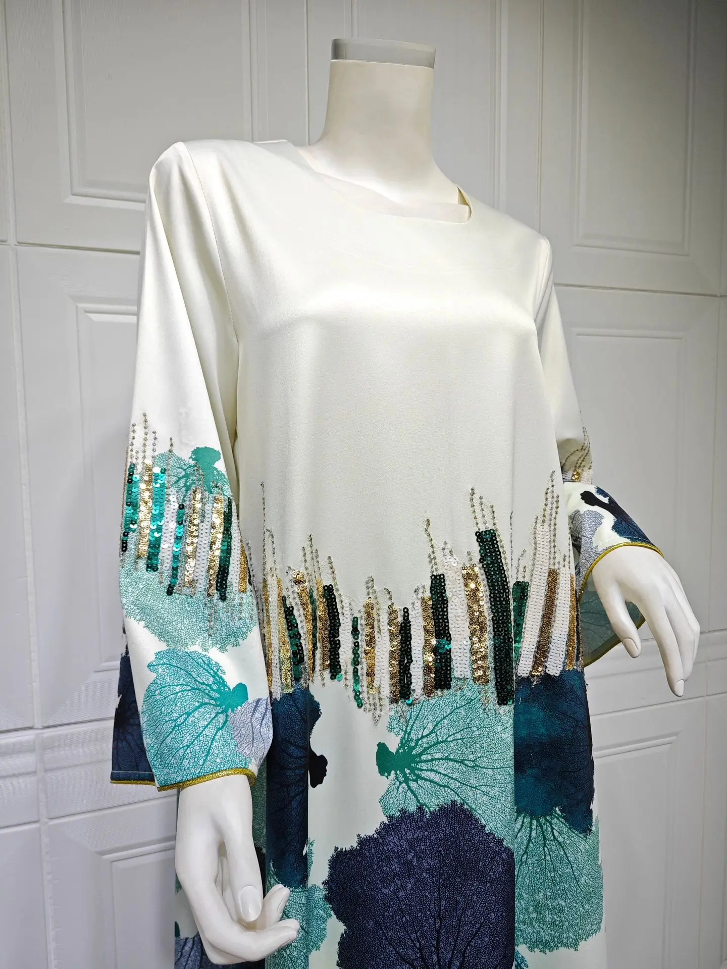 

Uni Arab Saudi Printing Sequins Long Dresses Galabia Muslim Eid Women Abayas Islam Clothing Turkish African Kebaya 2025 New