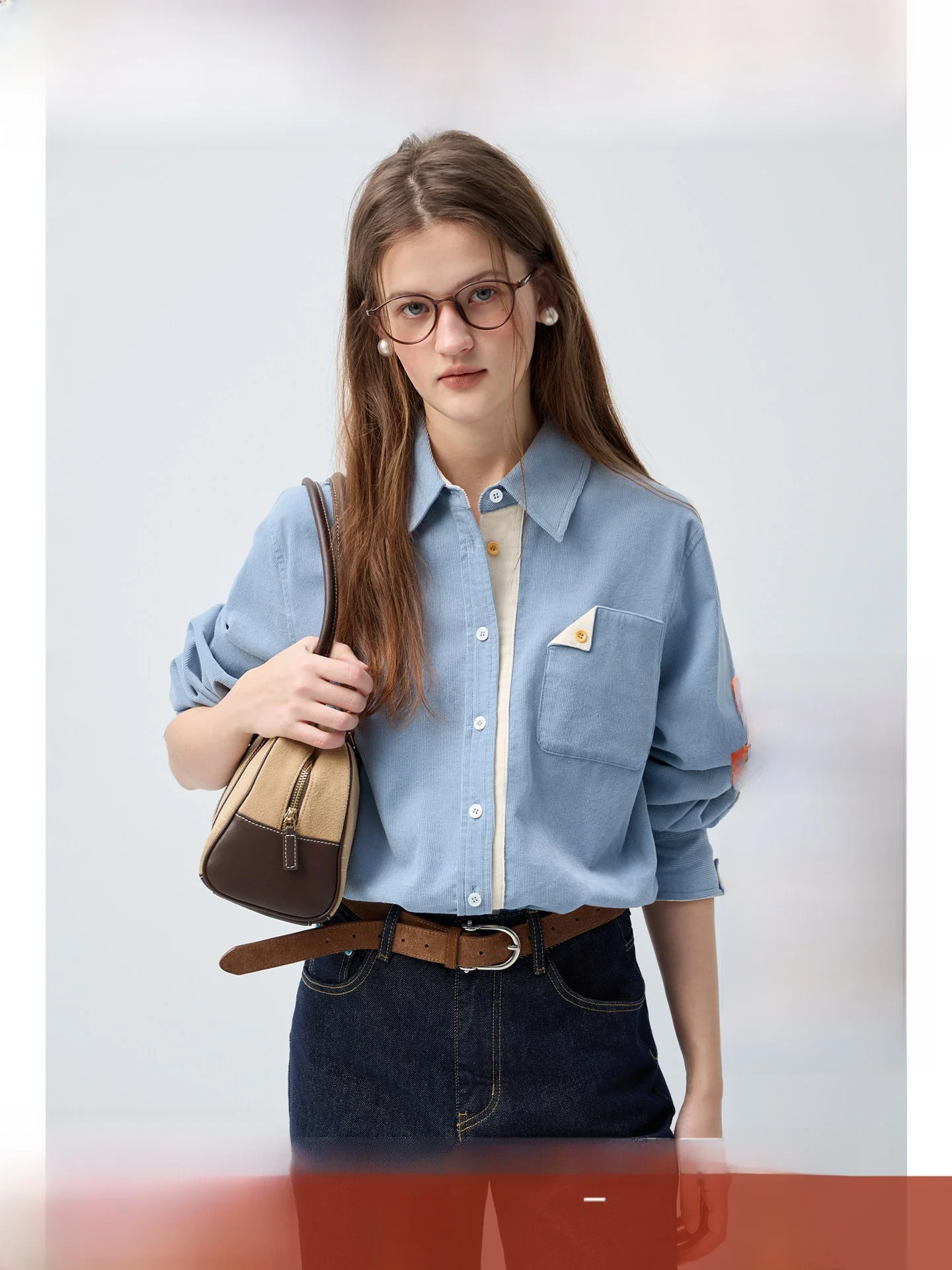 

Весенний вельветовый топ для полных женщин (размеры MM), простой, свободный крой, длинный рукав, на одной пуговице