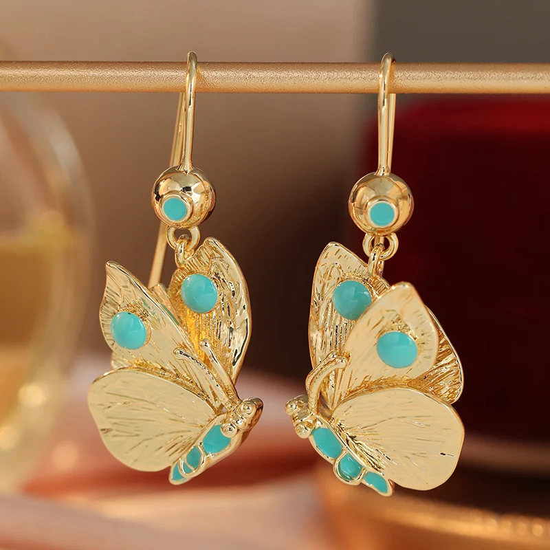 Ladies' Vintage Texture Butterfly Pendant Earrings Blue Synthetic Turquoise Embellishment Rustic Fresh Style Earrings Jewelry