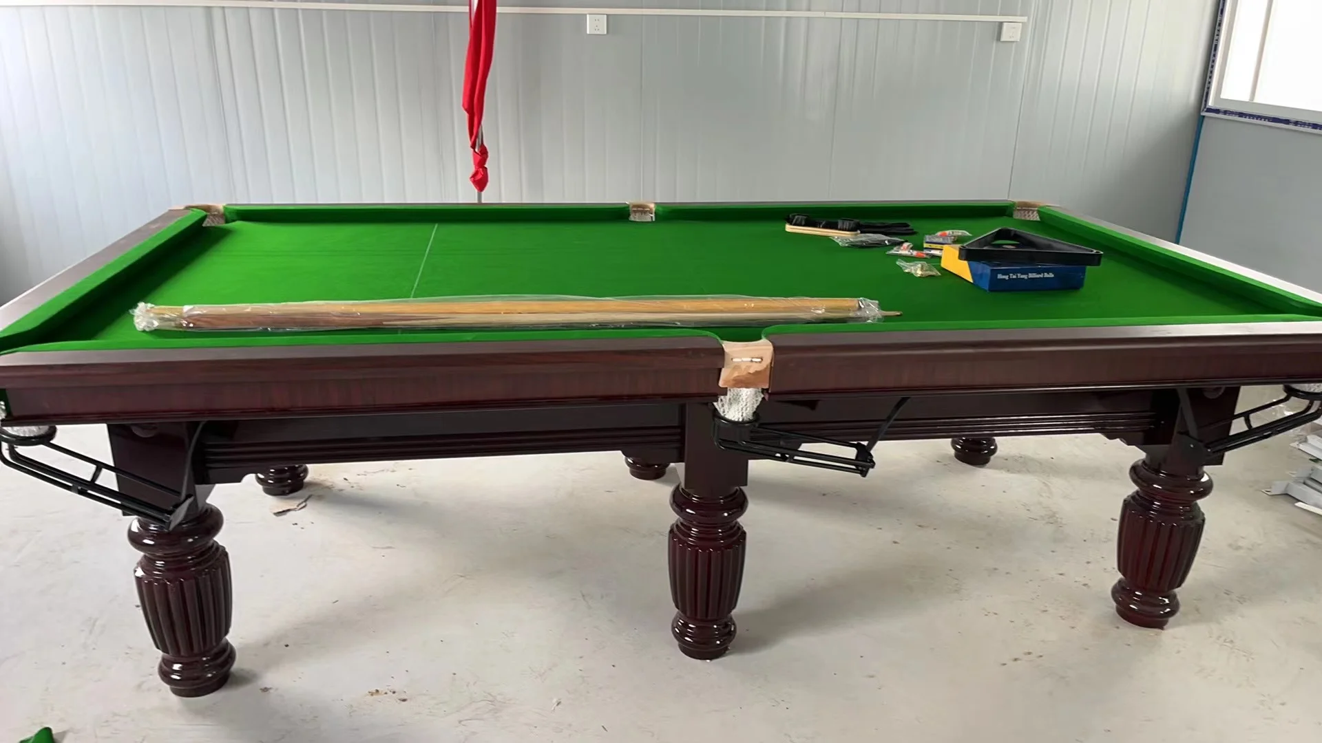 Picture 5: Factory Price  Solid Wood Marble 9ft Billiard Table  Pool Table for Sale