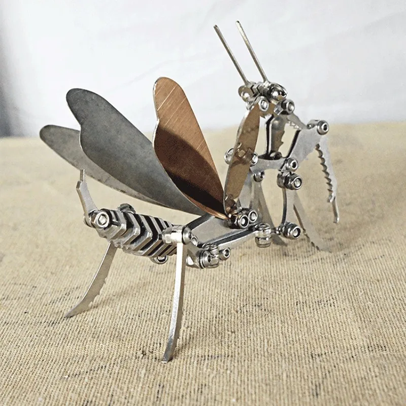 Steampunk Mechanical Insect Metal Mantis Model Handmade Creative Crafts Decoration Interior Home Decoration Accessories