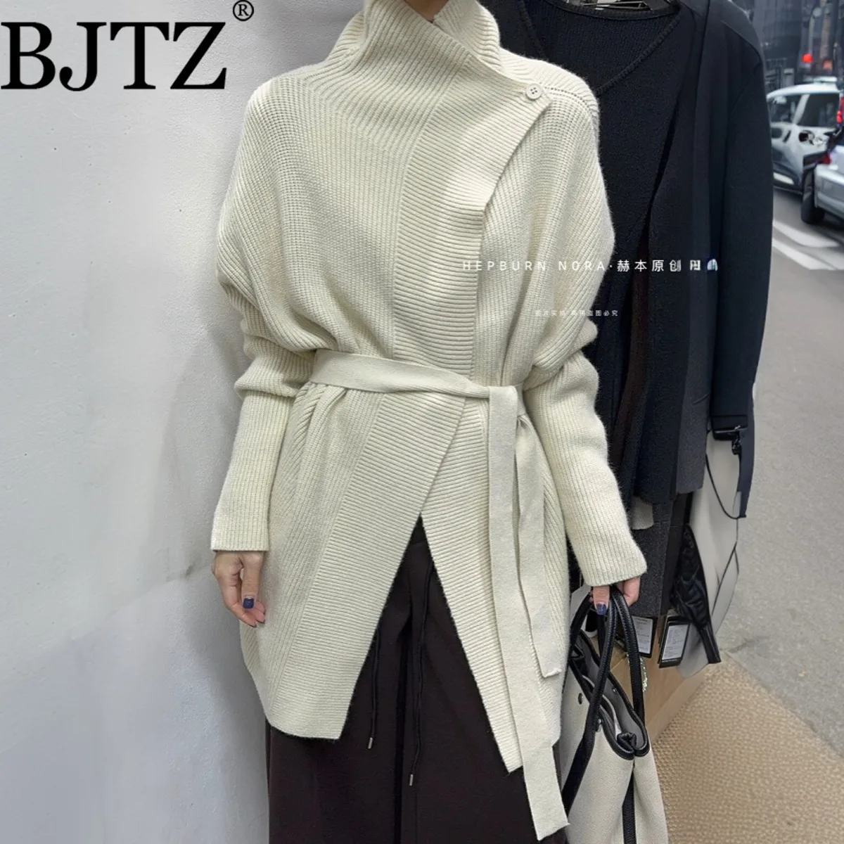 

BJTZ 2025 Новый женский свитер с поясом и зубчатыми лацканами, дизайнерский элегантный минималистичный удобный высококачественный повседневный свитер премиум-класса