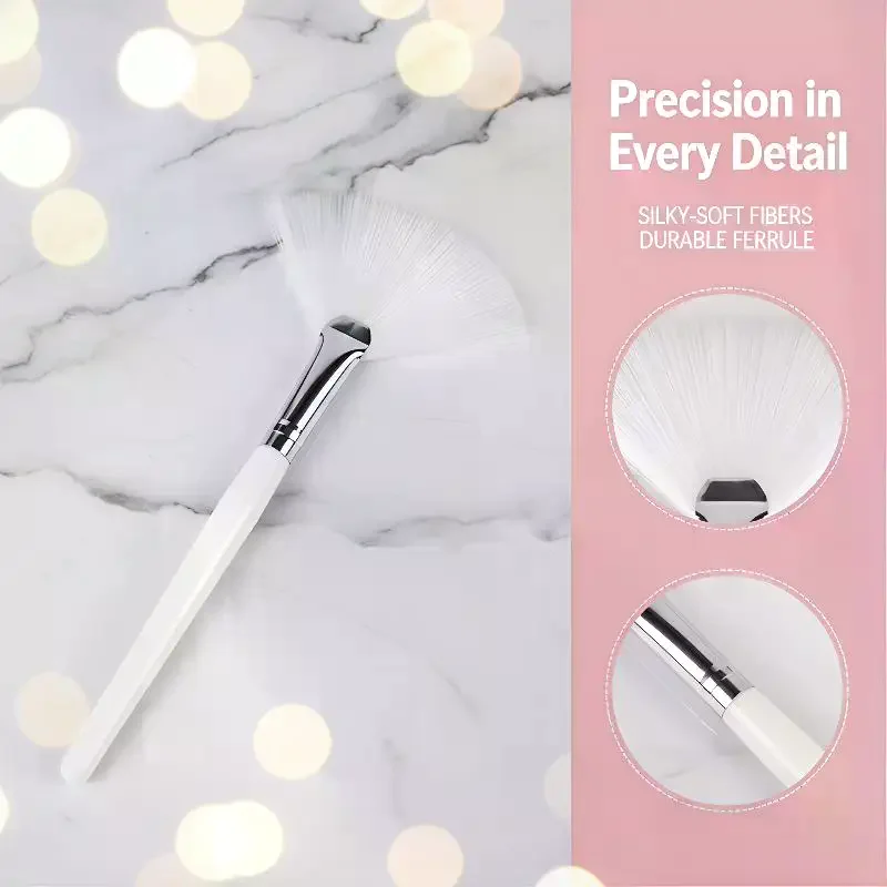 Кисть-для-масок-в-форме-веера-–-аппликатор-с-мягкой-щетиной-для-глиняных-грязевых-и-отшелушивающих-масок-–-нежный-гигиеничный-и-многоразовый-инструмент-для-ухода-за-кожей