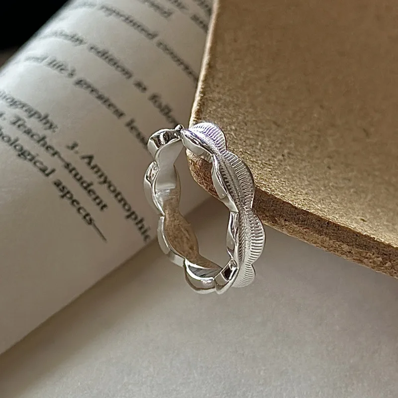 

[Cciris.Com] S925 Silver Concave Ring Nickel Free Lead Safe Hypoallergenic Minimalist Wholesale Stacking Jewelry for Women