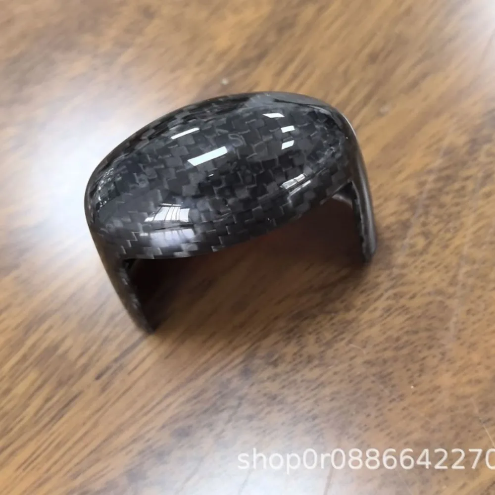 Suitable for 23-26 YaMaHaXMAX300 Rear License Plate Light Patch Carbon Fiber Motorcycle Resistance Practical Modification
