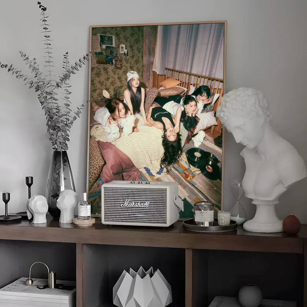 Kpop (G)I-DLE Self-adhesive Art Poster Retro Kraft Paper Sticker DIY Room Bar Cafe Vintage Decorative Painting