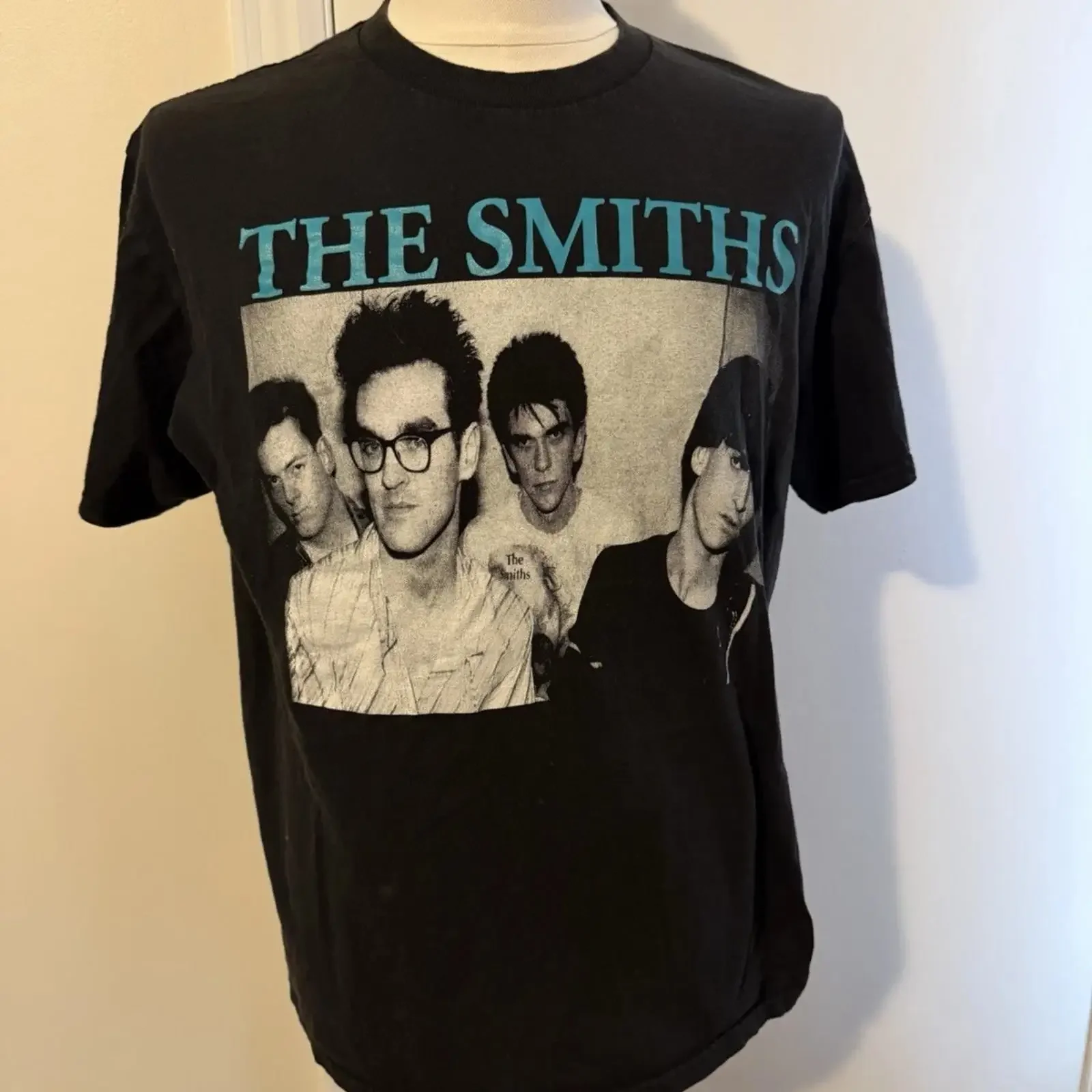 The Smiths Black T Shirt Alstyle Size L vintage Washed designer clothes Soft homme graphic Stretched Slightly Stylish
