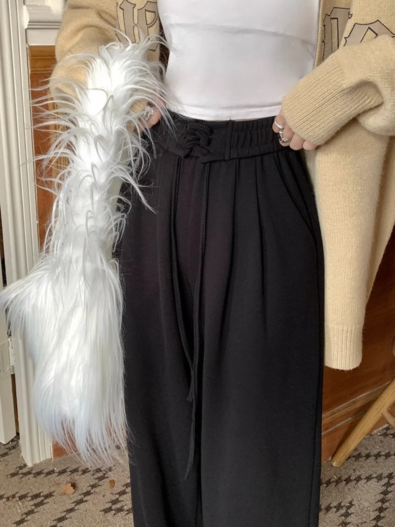 Koreanischer Stil, entspannte, hochwertige, lässige, vielseitige Sporthose für Damen, neuer Stil für den Frühherbst, drapierte, gerade geschnittene, dünne, lässige, weit geschnittene Hose für Damen