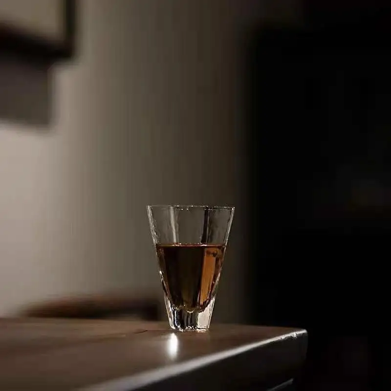 Japanese Style Glass Tea Cup 50ML,Handmade Sake Cup,Bar Tasting Glass,Transparent Liquor Drinking Glass,Elegant Cup