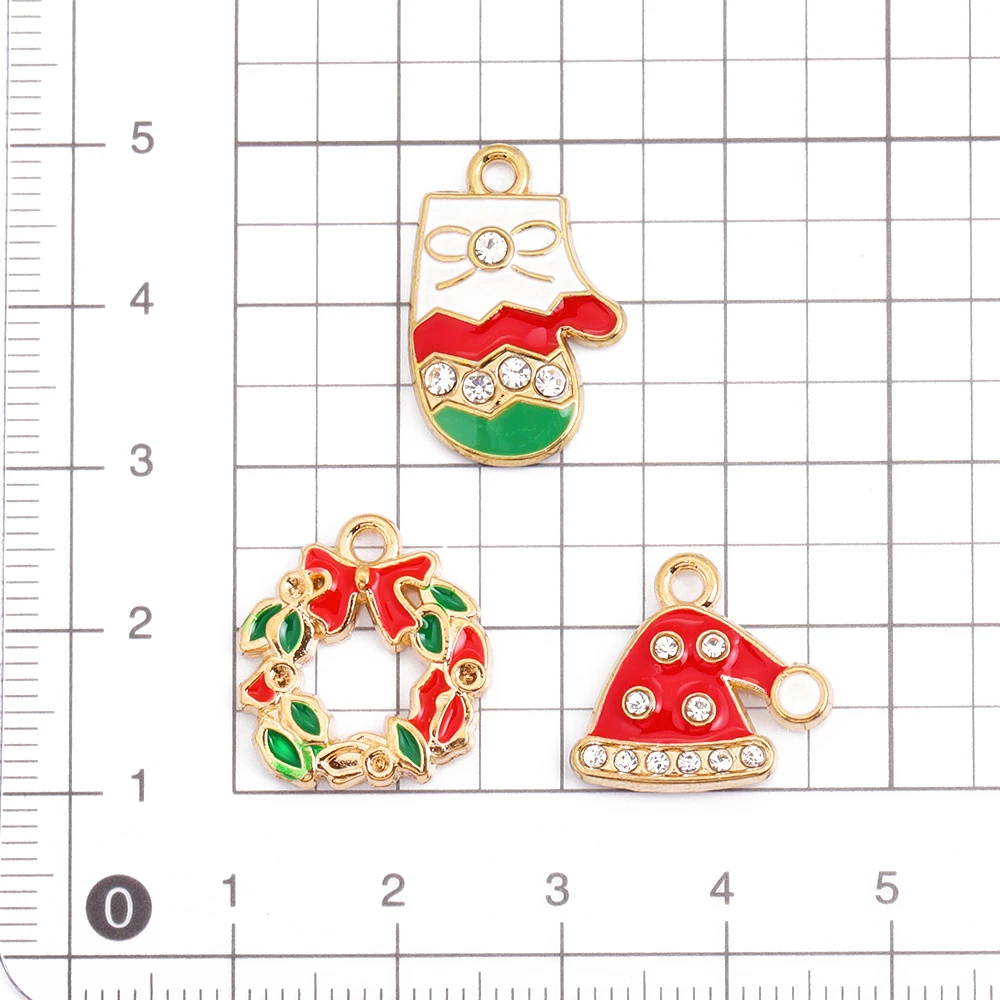 10Pcs Enamel Christmas Charms Alloy Wreath Gift Gloves Pendants for Jewelry Making Necklace Earring DIY Jewelry Ornament