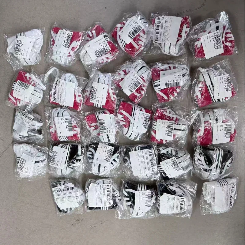 

For Labubu Doll Clothes Clearance Low Price Processing Random Delivery 10-Piece Set Cute Suit Multi-Style Complete Collection