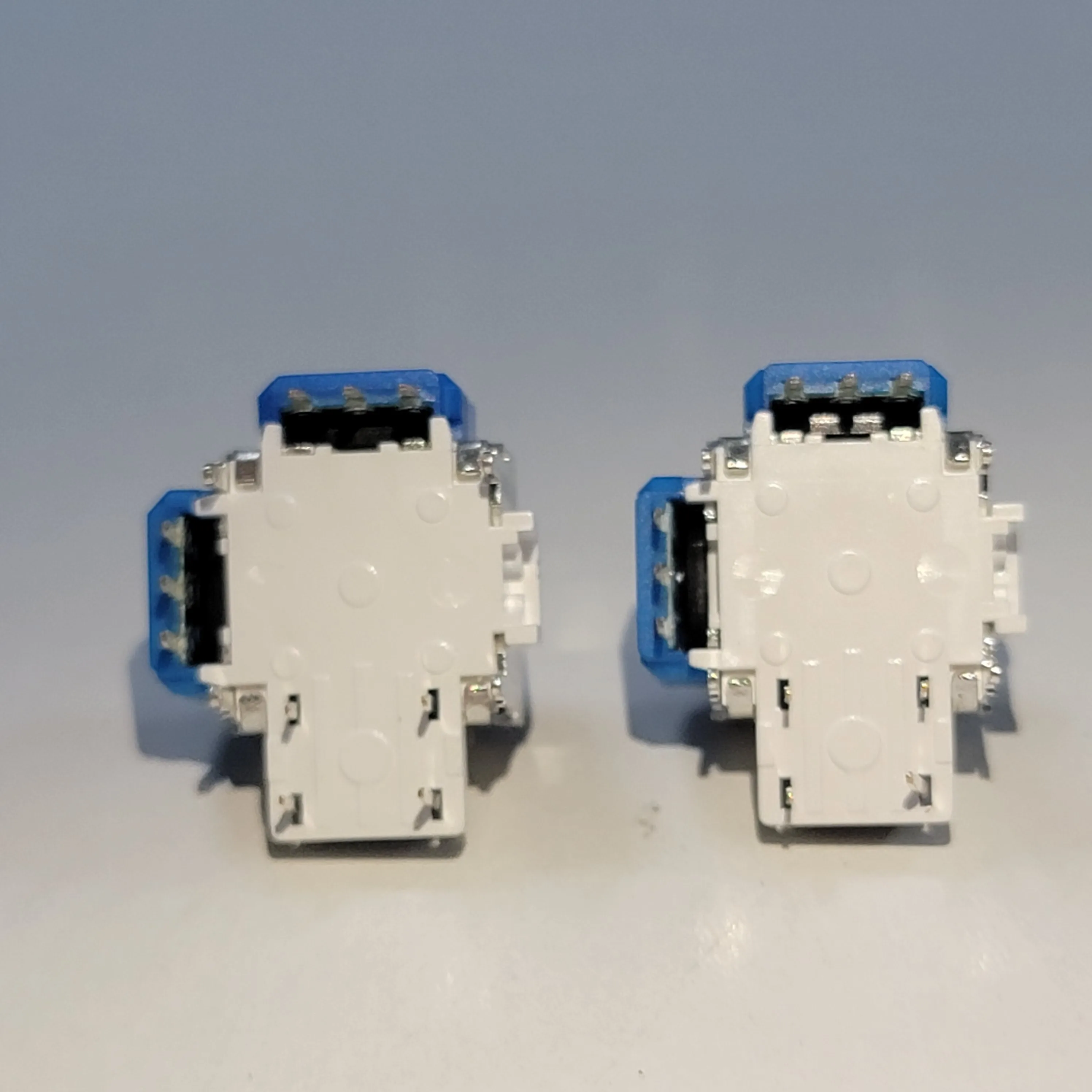 Fotografia 6: 2/4/10pcs AKNES HALLPI TMR Joystick para PS5 DualSense Anti-Drift TMR Joystick Eletromagnético 3D Analógico Durável ThumbStick