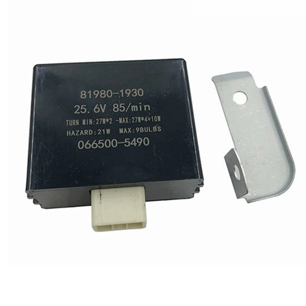 Car Flash Relay For Isuzu For Hino Trucks OEM Number 81980-1930 066500-5490 Interior Part Flasher Relays