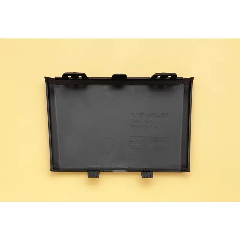 

Front Bumper Lower Center Mesh Grille Decorative Cover for Peugeot 4008 2021-2023 5008 Brand New