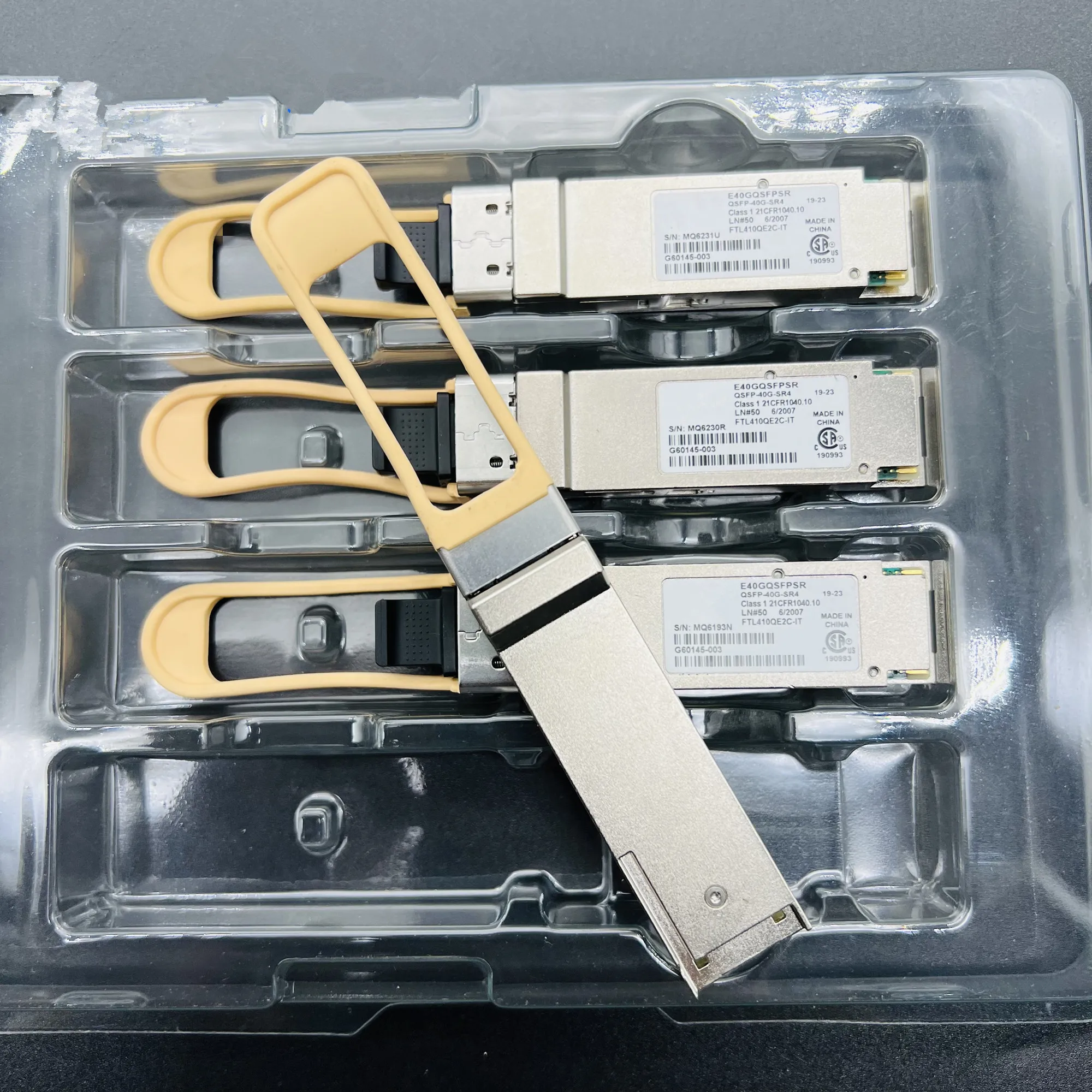 Inte-l QSFP 40GB, E40GQSFPSR, FTL410QE2C-IT, QSFP-40G-SR4, 40G, 850nm, 150m, MTP, MPO, QSFP, 40GB 트랜시버, SR4, 40g qsfp 스위치