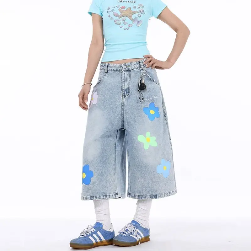 

Women's Retro American Floral Embroidery Distred Denim Orts Ex Summer Loose Casual Straight Leg Wide Leg Seven-Foot Pants