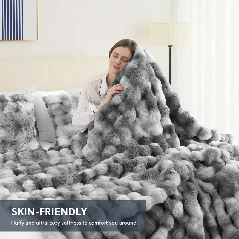 Ultra Soft Bubble Faux Rabbit Fur Blanket Reversible Machine Washable All Season Queen King Size Nap Pet Blanket Cooling Shawl