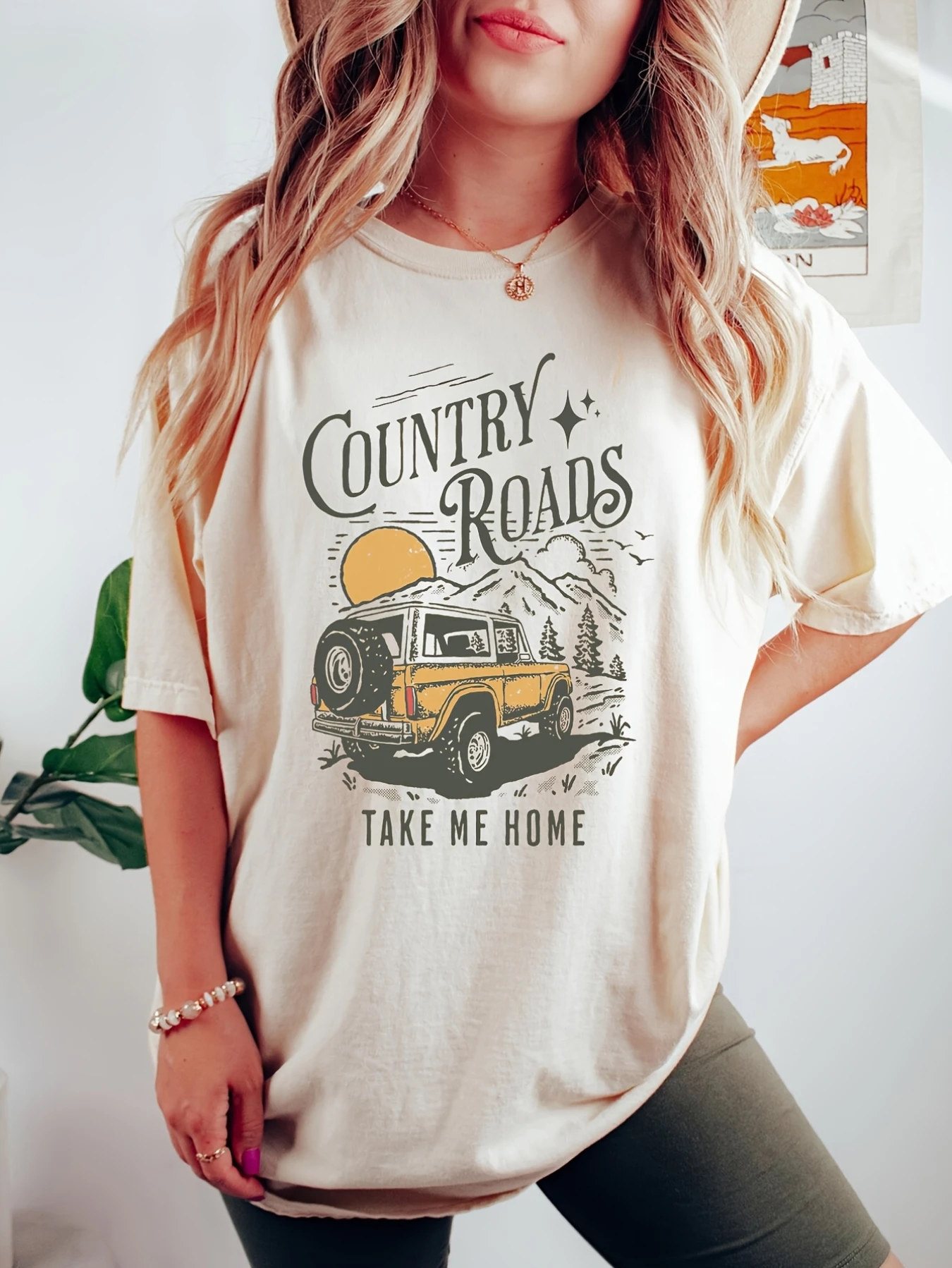 Moda Plus Size - Koszulka damska plus size w stylu europejskim i amerykańskim z nadrukiem |   Swobodny krój, lekko rozciągliwa tkanina.