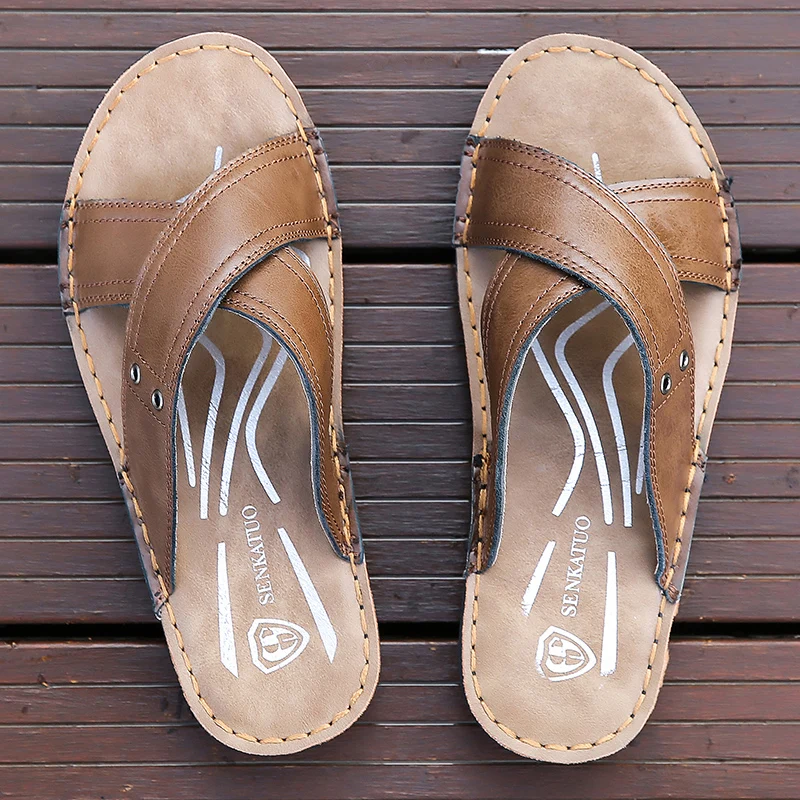 

2026 Men's Summer Slippers Genuine Leather Soft Bottom Beach Shoes Fashionable Trendy Sandals Comfortable Slip-On Slippers-X17